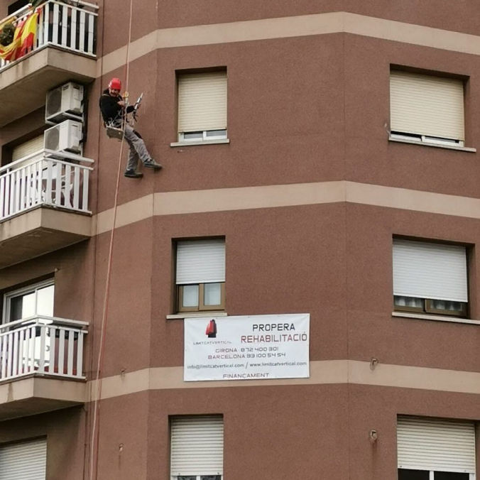 Trabajos verticales en Girona